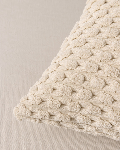 Pillow cover in knitwear style Allure