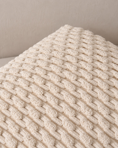Pillow cover in knitwear style Allure