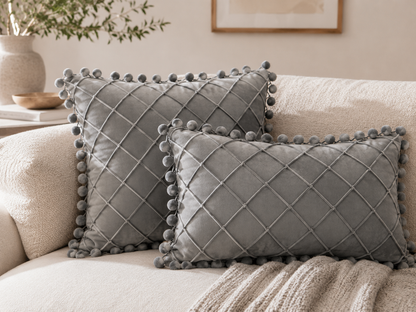 Vérité - Pillow Cover