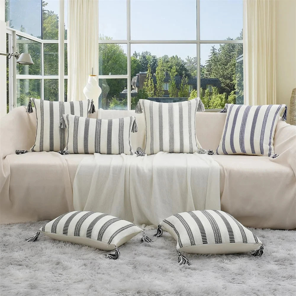Calyphe - Pillow cover