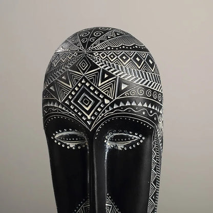 Estatueta decorativa em resina Koro