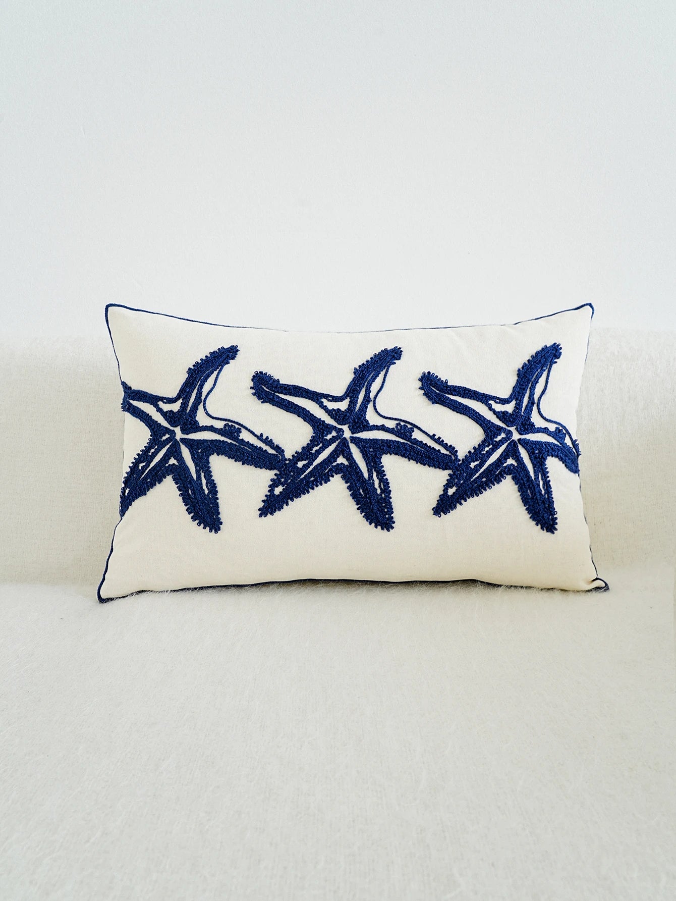 Elior - Pillow cover