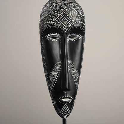 Estatueta decorativa em resina Koro